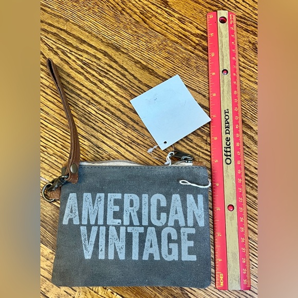 American Vintage Classic Stonewash Canvas wristlet bag NWT 6"x4.75" - Picture 6 of 6